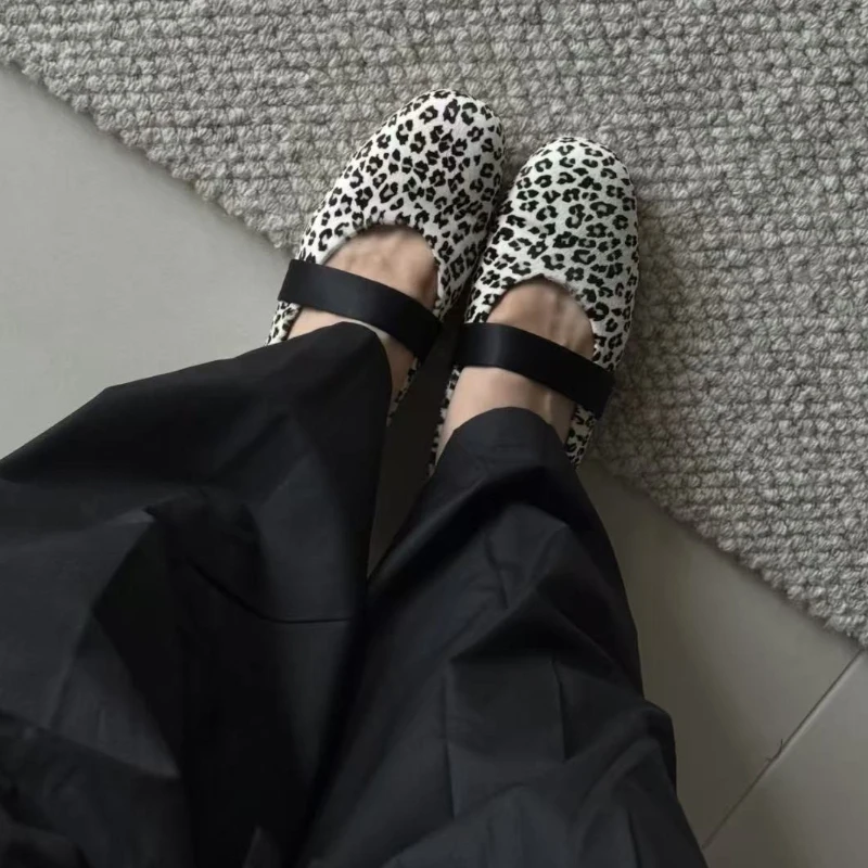 Luxury Designer Ballet Flats W - огляд і ціна Women Fashion Designer