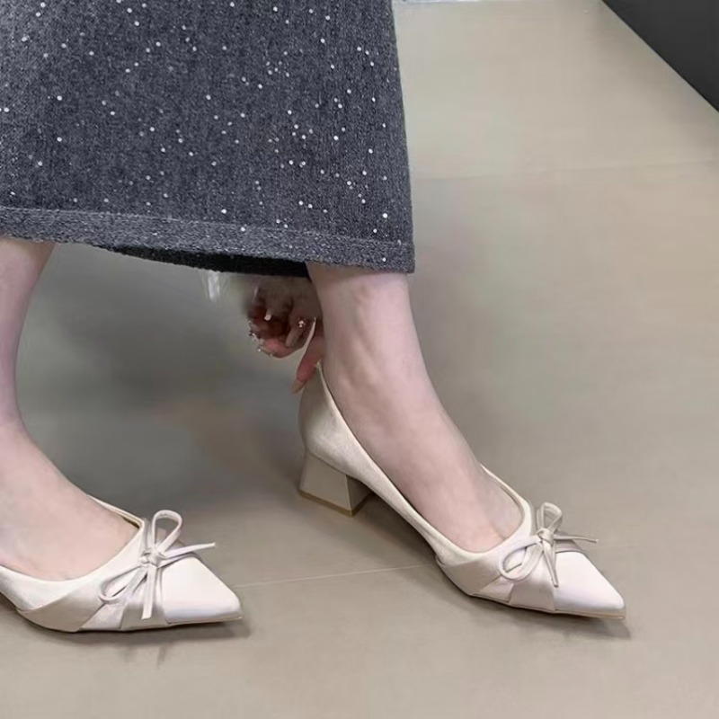 Retro Mid-length Single Shoes  - огляд і ціна Women'S Fashion Shoes