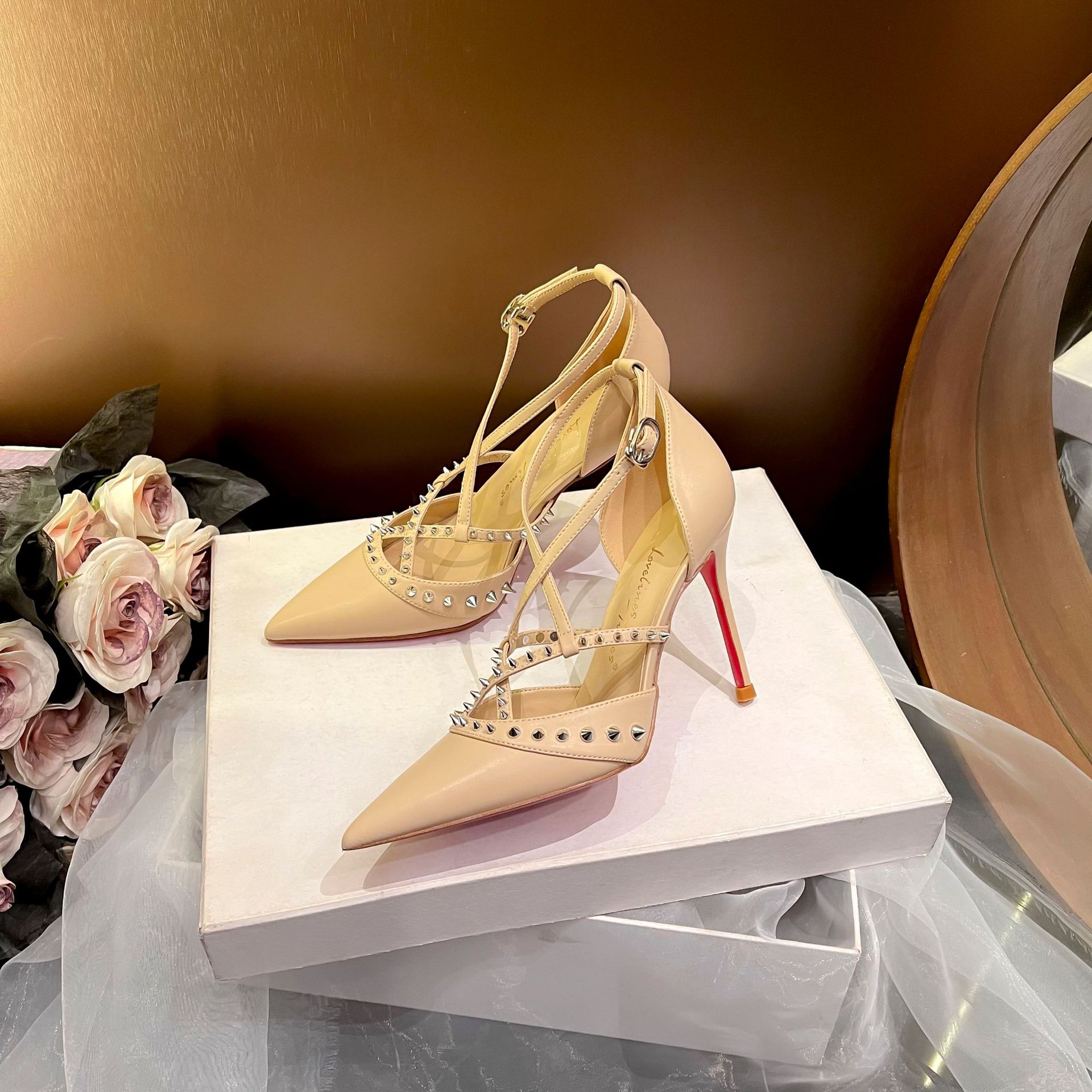 Retro Woman Shoes Sandals Stil - огляд і ціна Women'S Fashion Shoes