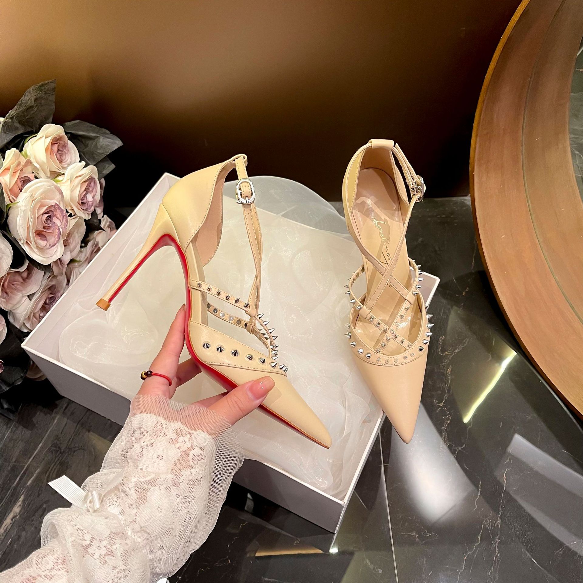 Retro Woman Shoes Sandals Stil - огляд і ціна Women'S Fashion Shoes