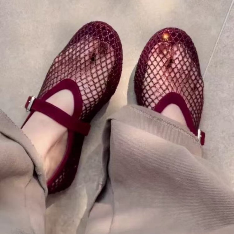 Hollow Rhinestone Baotou Sanda - огляд і ціна Women Fashion Trend 2026
